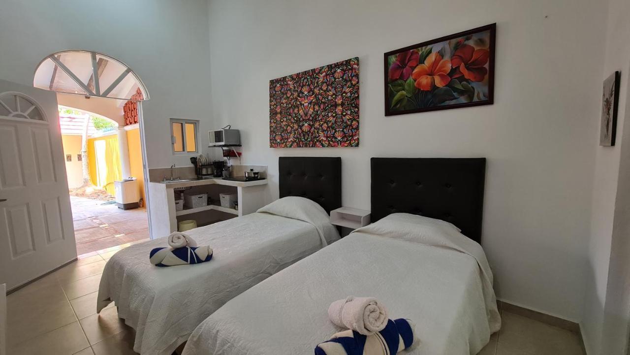 Villa Las Flores Country House Cancun Exterior photo